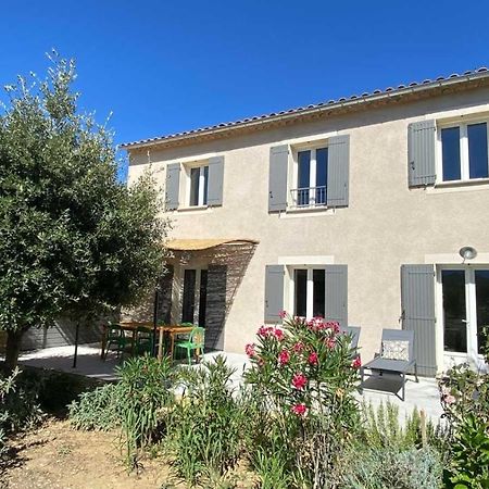 Villa Spacieuse Avec Terrasse Et Vue Mont Ventoux Entrechaux Екстериор снимка