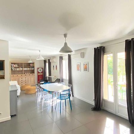 Villa Spacieuse Avec Terrasse Et Vue Mont Ventoux Entrechaux Екстериор снимка