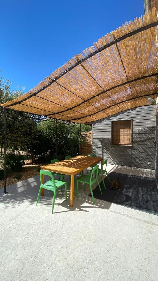 Villa Spacieuse Avec Terrasse Et Vue Mont Ventoux Entrechaux Екстериор снимка