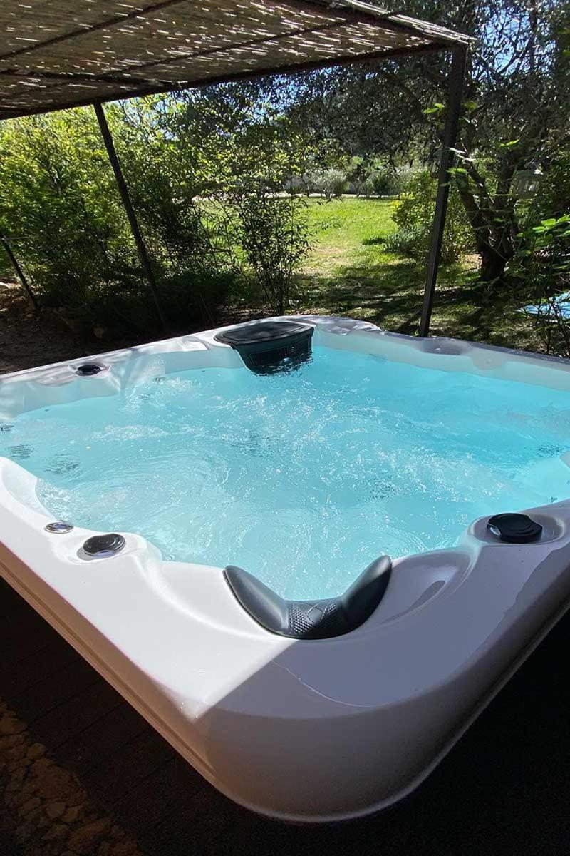 Villa Spacieuse Avec Terrasse Et Vue Mont Ventoux Entrechaux Екстериор снимка